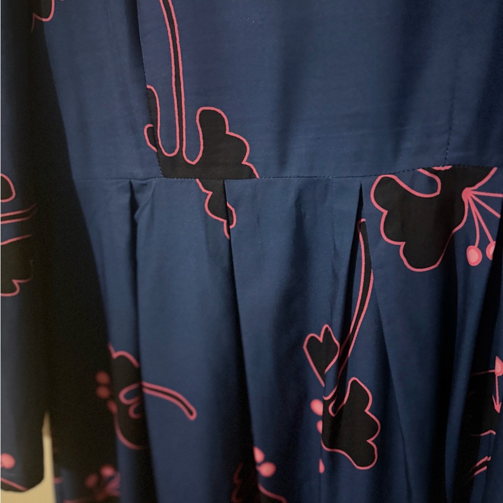 Chic Navy Blue and Pink Floral Long Sleeve Dress - Picture 10 of 10